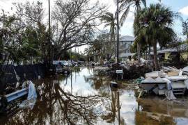 Milton tocó la costa del Golfo de Florida el miércoles por la noche como una tormenta de categoría 3, con vientos que azotaron a comunidades que aún se están recuperando del paso del huracán Helene