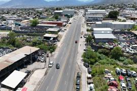 La repavimentación abarca 702 metros lineales y más de 10 mil 500 metros cuadrados de superficie, de acuerdo con la Dirección de Infraestructura y Obra Pública.