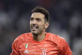 A sus 43 años, Buffon seguirá en activo y jugará con el Parma, su primer club como profesional