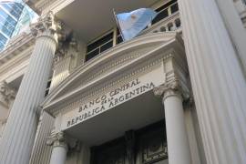 A través de un comunicado, el Banco Central de la República Argentina anunció que “este billete de mayor denominación permitirá optimizar el traslado del efectivo”.