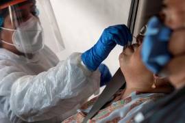 La Secretaría de Salud informó que la actividad de COVID-19 registra un incremento en México.