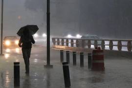 Fuertes lluvias azotarán a varios estados de la República Mexicana ante la interaccionará con una vaguada en niveles medios y altos de la atmósfera.
