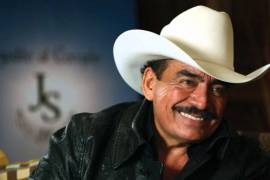 Balean casa de hermano de Joan Sebastian