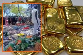 Un periodista local pudo registrar los cadáveres cubiertos de mantas y, de acuerdo con AP, la masacre fue por disputas por la explotación de oro.