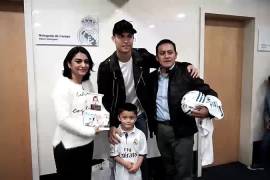 Cristiano Ronaldo recibe a padres del niño que perdió la vida en el Rebsamen