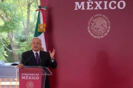 AMLO anuncia otra rifa para 2021, con yates, aviones...