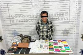 José Antonio “N”, de 51 años, fue detenido por la Policía Municipal de Saltillo y es investigado por presuntos robos cometidos contra adultos mayores en Coahuila y otras entidades del país.