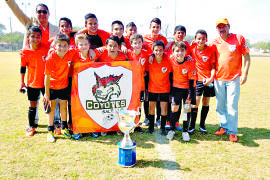 Coyotes logra el bicampeonato en Liga San Nicolás