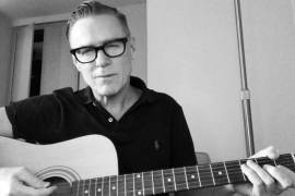 'Les mando mi corazón'; Bryan Adams le canta a México y se solidariza