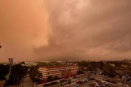 Una nube de polvo del Sahara llegará a México a finales de mayo de 2025, afectando la calidad del aire en tres estados del sureste. Te explicamos qué es, qué efectos tiene y cómo cuidarte.
