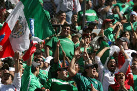 Árbitros suspenderán juegos de Liga MX ante grito de &quot;ehh pu...&quot;