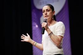 Sheinbaum también arrasa, cuenta con 54% las preferencias en CDMX; Barrales 25% y Mikel 13%