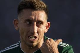 'Fichan' a Héctor Herrera ¡como imagen de sitio de citas!