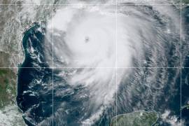 Huracán Laura se degrada a categoría 2 tras dejar destrozos en Louisiana