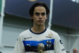 El saltillense anotó dos goles decisivos en la final para asegurar el triunfo.