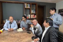 Durante el programa “Con Peras, Manzanas y Naranjas”, se advirtió sobre el aumento en el precio de la gasolina Premium.