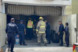 Elementos de la Policía Municipal facilitaron el acceso al inmueble para que Bomberos atendiera el reporte.
