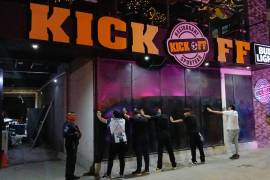 Según testigos, varios de los involucrados en la pelea huyeron antes de la llegada de las autoridades, por lo que no se descartan más detenciones.