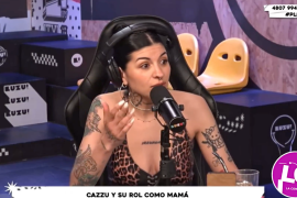 En una reciente entrevista, Cazzu se sinceró sobre las emociones que acompañaron su separación de Christian Nodal.