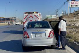 Bomberos de Ramos Arizpe atendieron al conductor lesionado
