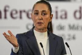 Claudia Sheinbaum rechazó que tras la desaparición de los organismos autónomos el estado mantendrá la regulación y que no habrá autoritarismo.