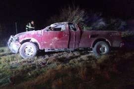 La camioneta Ford quedó irreparable tras el accidente en la Saltillo-Torreón.