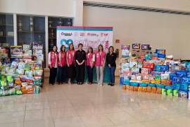 Ciudadanía y voluntariado se sumaron a la colecta estatal realizada en centros comunitarios y oficinas del DIF Torreón.
