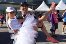 Leonardo Tobías y Rocío Crespo comenzaron como amigos en la universidad y encontraron en el running un punto de encuentro que transformó su relación.