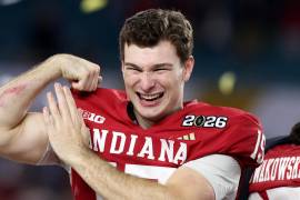 Fernando Mendoza llega a Raiders de Las Vegas como el pick 1 del Draft NFL 2026 y con la misión de convertirse en el quarterback franquicia.