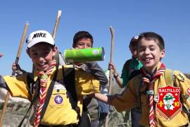 Niños y jóvenes pueden participar en actividades de orientación, caminatas, pionerismo y técnicas de campismo.