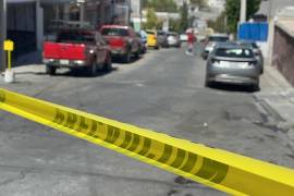 Elementos policiacos resguardaron el domicilio ubicado en la calle Juan Saucedo, en la colonia Periodistas.