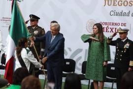 Andrés Manuel López Obrador, abandera a la delegación mexicana que competirá en los Juegos Olímpicos de París 2024, en un emotivo acto en Palacio Nacional.