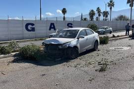 Ambos vehículos quedaron fuera de circulación mientras se realizaban las diligencias correspondientes por el Ministerio Público de Asuntos Viales.