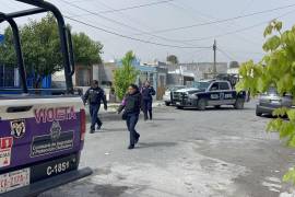Autoridades municipales y cuerpos de emergencia acudieron a un domicilio en la colonia Nuevo Mirasierra tras el reporte de una persona inconsciente en el interior.