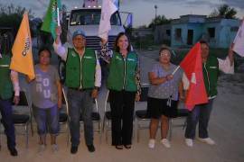 El arranque de la obra movilizó a los habitantes de la colonia, quienes celebraron la mejora en su infraestructura.