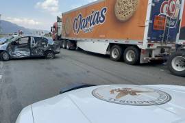 El presunto responsable del accidente se retiró del lugar antes de la llegada de las autoridades, por lo que la Guardia Nacional inició las investigaciones para determinar cómo ocurrió el percance.