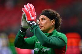 Ochoa tuvo como último paso en Europa con el equipo de la Salernitana, mismo que descendió de la Serie A.