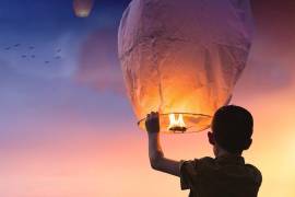 Los globos representan un riesgo por su trayectoria impredecible.