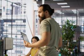 El ‘agent boss’, gestor de agentes inteligentes o responsable agéntico, es el especialista capaz de dirigir, supervisar y coordinar los programas de inteligencia artificial denominados agentes de IA .