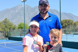 El coach Fernando Carranza acompañó al equipo de Saltillo durante su participación en Monterrey.