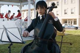 La actriz dijo que había comenzado las lecciones de esgrima y violonchelo un par de meses antes de la filmación, y continuó durante el rodaje de ocho meses en Rumania.
