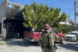 Pese a la intensidad del fuego, no se reportaron personas lesionadas ni intoxicadas.