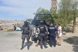 Autoridades sorprendieron a personas arrojando residuos en la vía pública durante los recorridos.