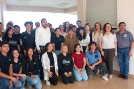 Autoridades universitarias y municipales encabezaron el inicio de los cursos de coreano en el Centro de Idiomas.