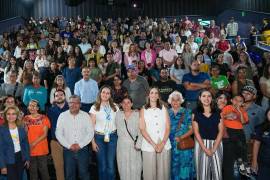 El convenio busca fortalecer la colaboración entre profesionales y cuidadores para mejorar la atención integral de niñas y niños con autismo.