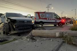 La conductora perdió el control de la unidad cuando intentaba incorporarse al bulevar Gustavo Díaz Ordaz.