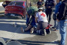 El accidente ocurrió en la lateral que conecta Jesús de Valle con Eulalio Gutiérrez, en la colonia Cipreses.