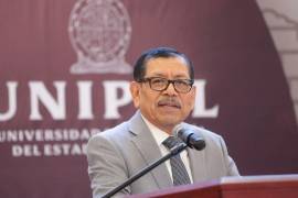 El exsecretario de Seguridad de Sinaloa, Gerardo Mérida Sánchez, fue trasladado a Nueva York tras ser señalado por presuntos vínculos con Los Chapitos.