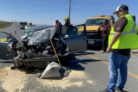 El impacto ocurrió a la altura del ejido La Encantada, movilizando a cuerpos de emergencia la mañana del viernes.