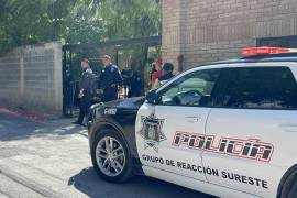Elementos de seguridad acordonaron el domicilio ubicado en la colonia La Aurora tras el hallazgo.